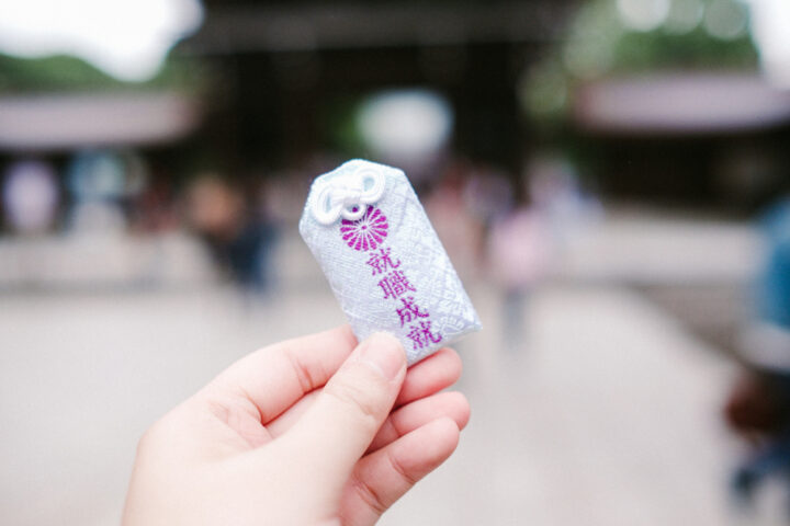 おみくじを引いた後はお守りの授与も！東京大神宮で人気のお守りは？